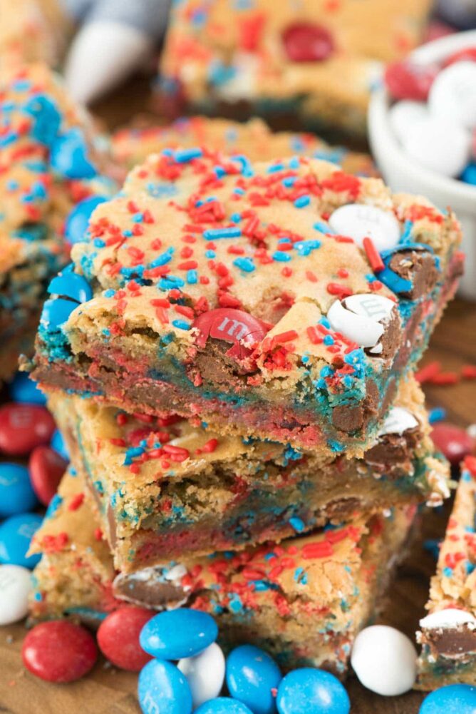 Fireworks Blondies - Crazy For Crust