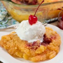 Crockpot Apple Dump Cake Recipe