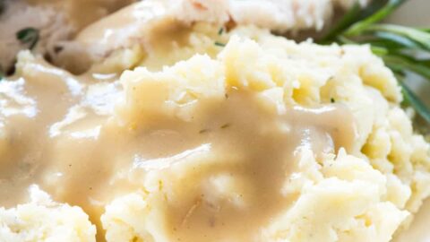 https://www.crazyforcrust.com/wp-content/uploads/2017/11/Crockpot-Mashed-Potatoes-5-of-5-480x270.jpg