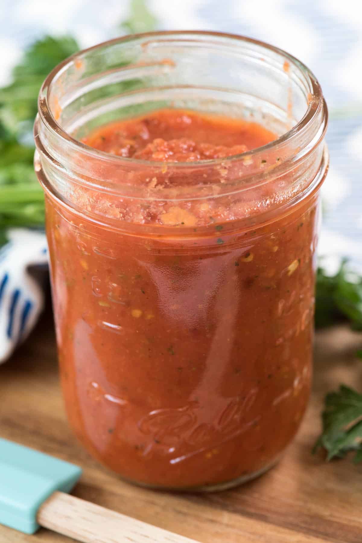 5-minute Homemade Pizza Sauce Recipe - Crazy for Crust