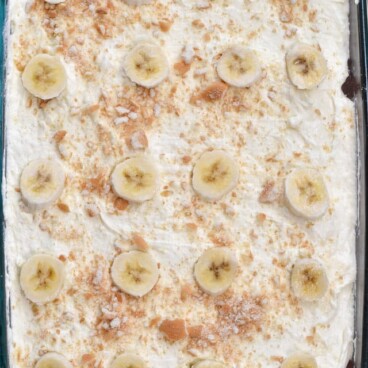 Easy Banana Pudding Cake - Crazy for Crust