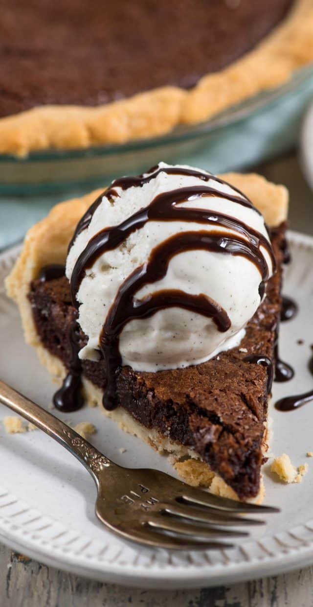 Chocolate Fudge Pie - Crazy for Crust