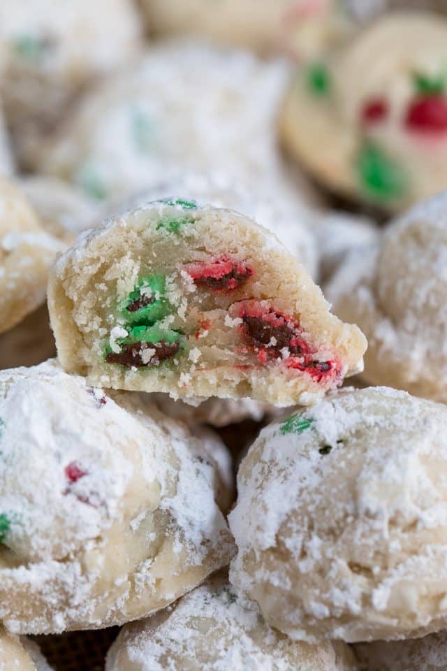 Christmas Snowball Cookies - Crazy for Crust
