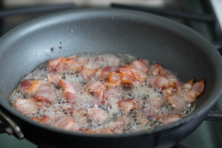 Roasted Green Beans with onions and bacon - Crazy for Crust