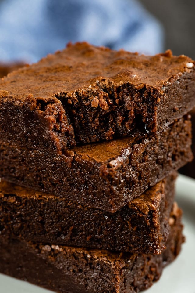 200+ Dessert Bar Recipes: brownies, blondies and more! - Crazy for Crust