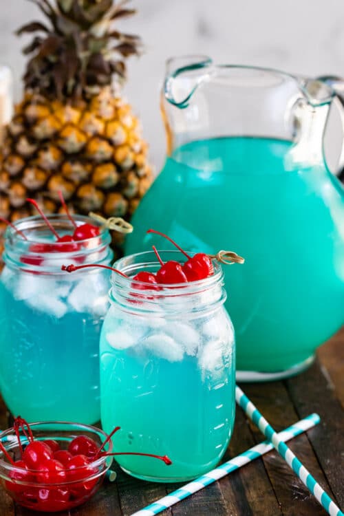 Blue Hawaiian Party Punch - Crazy for Crust