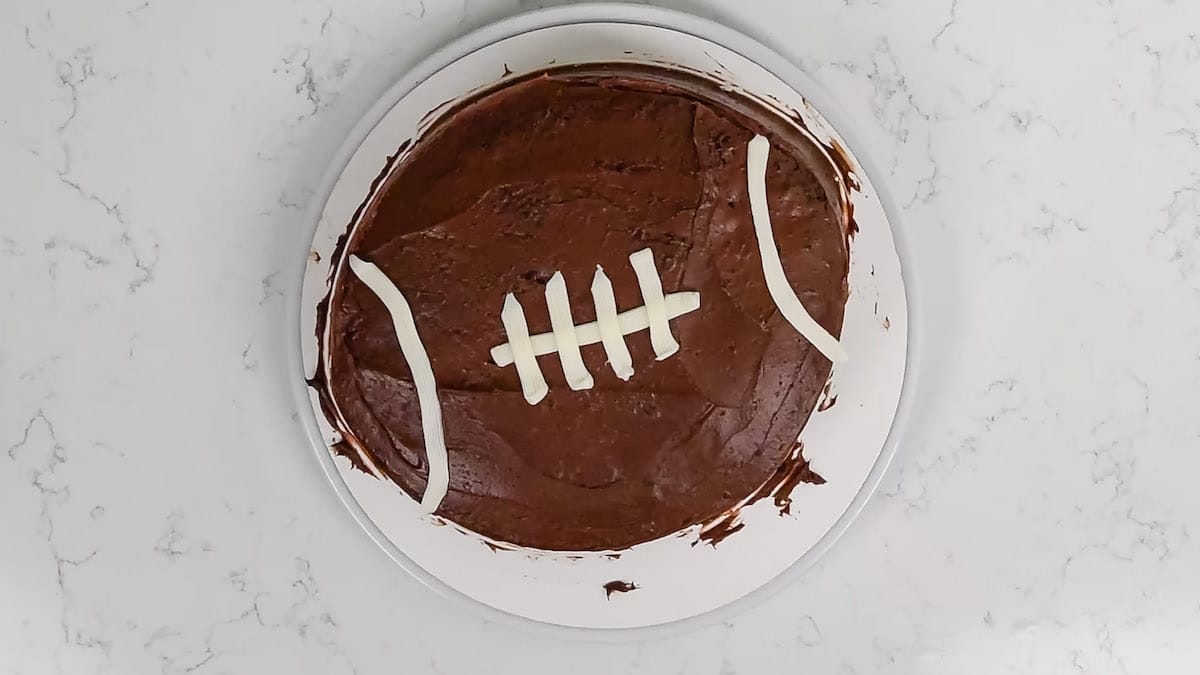 How To Make A Football Cake - Ducks 'n a Row