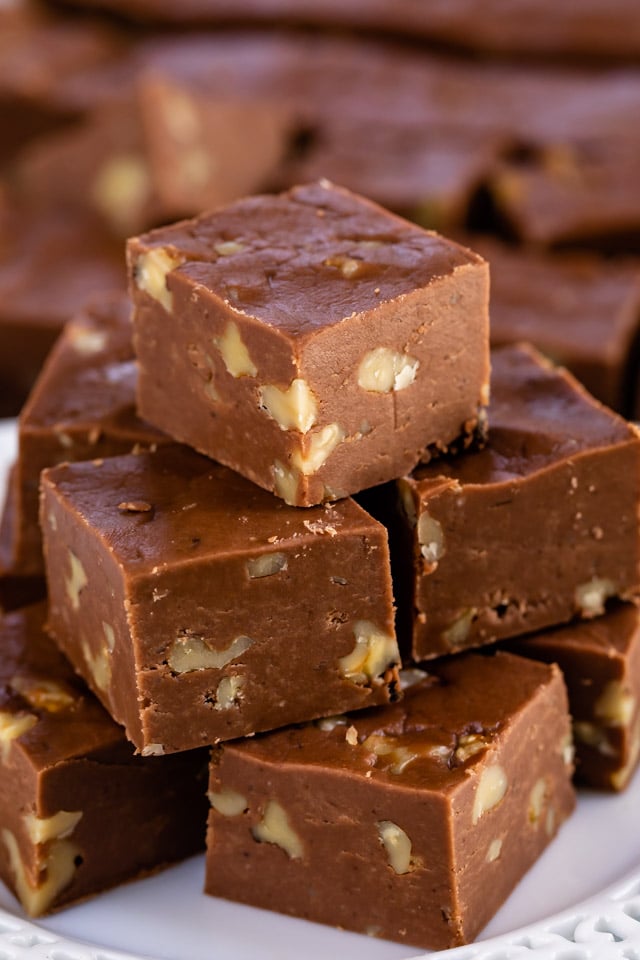 Easy Chocolate Fudge Recipe with cheese - Crazy for Crust