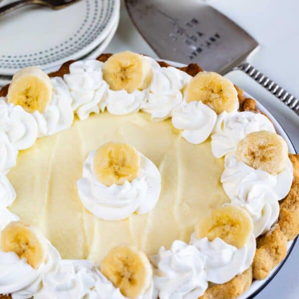 Banana Cream Pie Recipe from scratch - Crazy for Crust