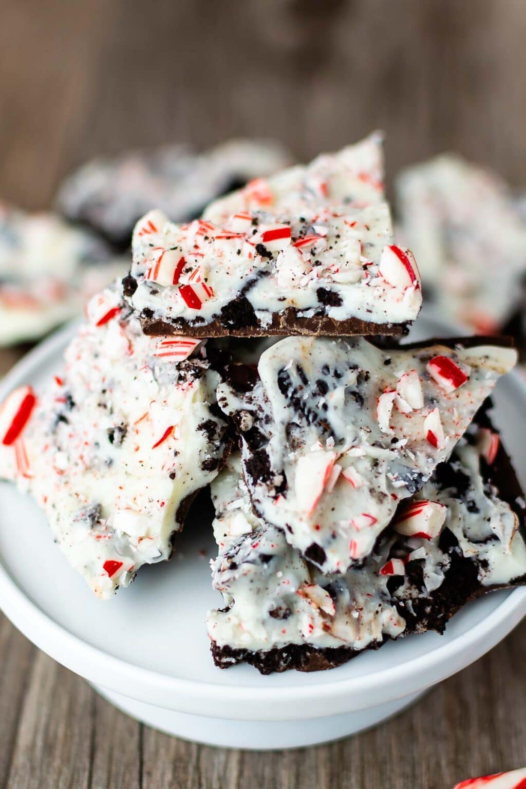 Oreo Peppermint Bark Candy Recipe - Crazy for Crust