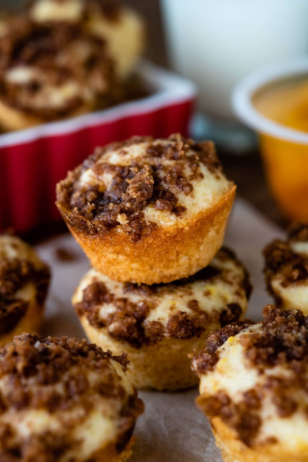 Fluffy coffee cake muffins