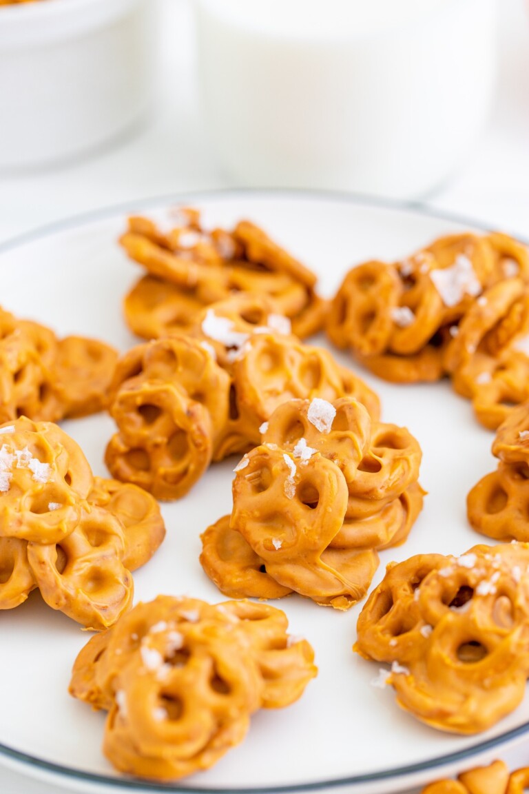 No Bake Pretzel Cookies Recipe (Pretzel Haystacks) - Crazy For Crust