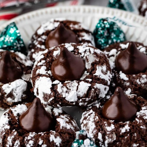Chocolate Mint Crinkle Cookies - Crazy for Crust