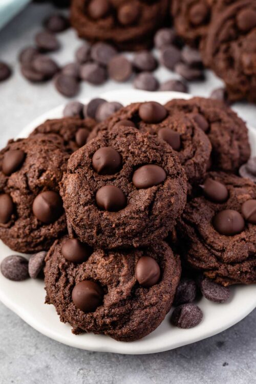 Triple Dark Chocolate Pudding Cookies - Crazy for Crust