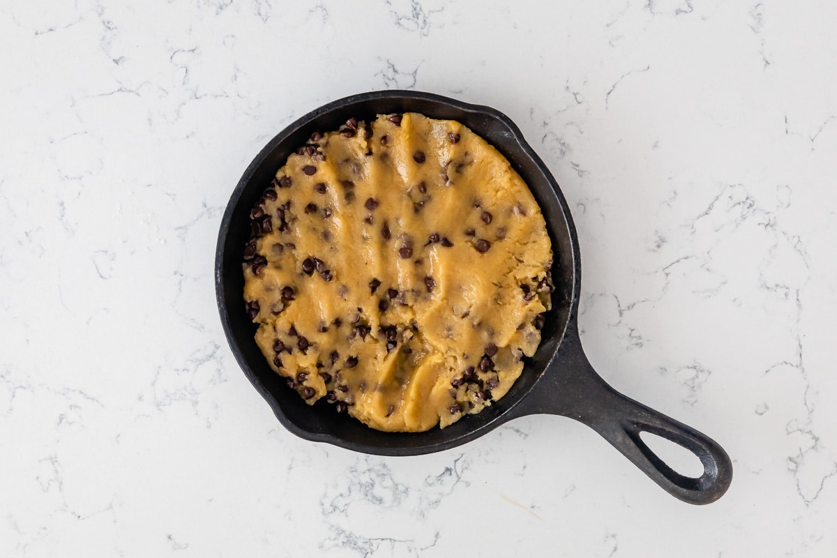 Lady's Chocolate Chip Skillet Cookie – Modern Honey