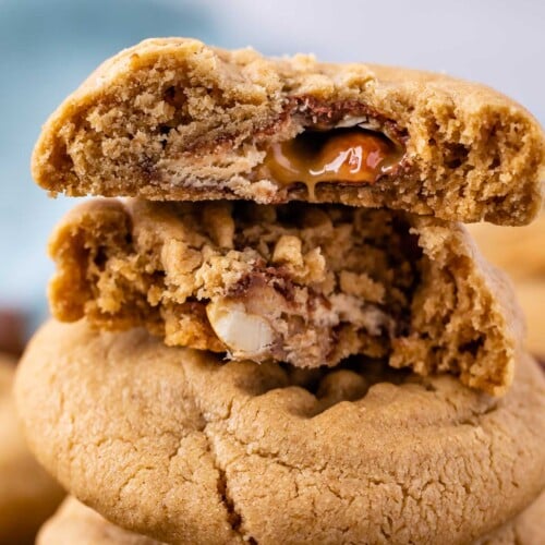 https://www.crazyforcrust.com/wp-content/uploads/2023/01/snickers-peanut-butter-cookies-2-500x500.jpg