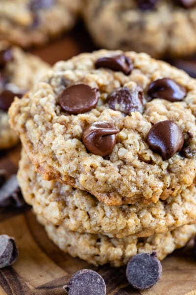 Oatmeal Chocolate Chip Cookies - Crazy for Crust