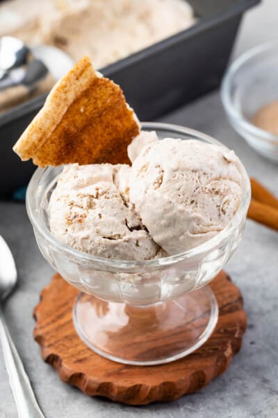 No Churn Churro Ice Cream - Crazy for Crust