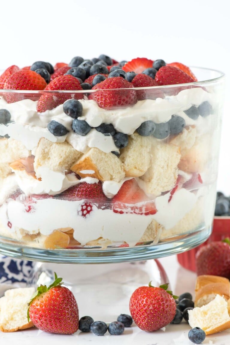 No Bake Berry Shortcake Trifle - Crazy for Crust