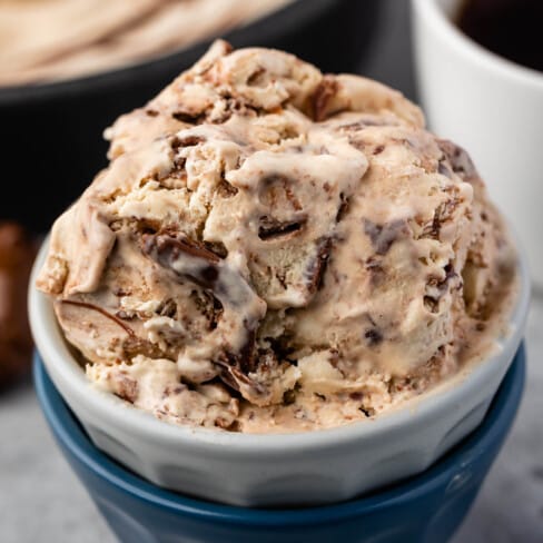 No Churn Coffee Ice Cream - Crazy for Crust