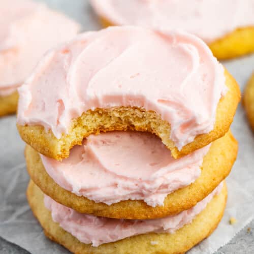 https://www.crazyforcrust.com/wp-content/uploads/2023/09/copycat-pink-sugar-cookies-7-500x500.jpg