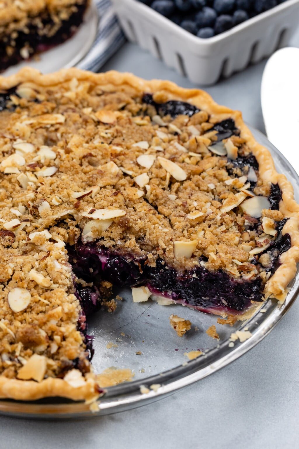 Best Blueberry Crumble Pie Recipe - Crazy For Crust