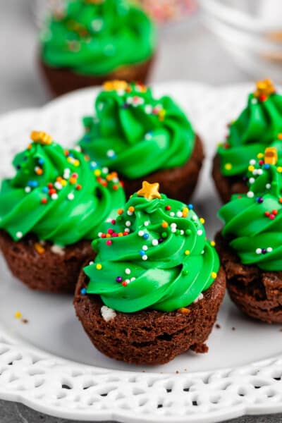 Christmas Tree Brownie Bites - Crazy for Crust