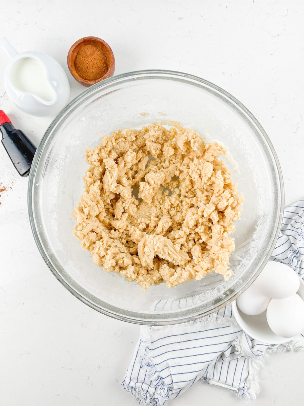 process shots of cinnamon roll cookies being made.